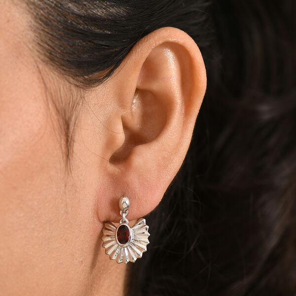 EverTrue Orissa Rose Granat Ohrringe - 1 ct. image number 3