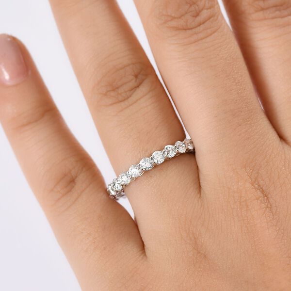 LUXURIANT SI Labor Diamant Ring in 375 Wei&szlig;gold - 2,35 ct. image number 2