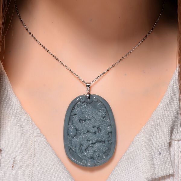 Nat&uuml;rlicher Olmek Jadeit Anh&auml;nger mit 50cm Kette und Drachen- und Phoenixmotiv- 105 ct. image number 2