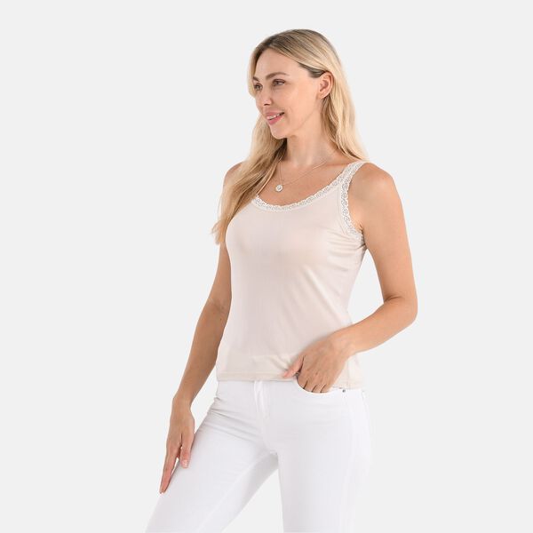 Seidentop aus Maulbeerseide mit Spitzenbesatz am Ausschnitt, Gr&ouml;&szlig;e M, 39&times;55cm, Beige image number 3