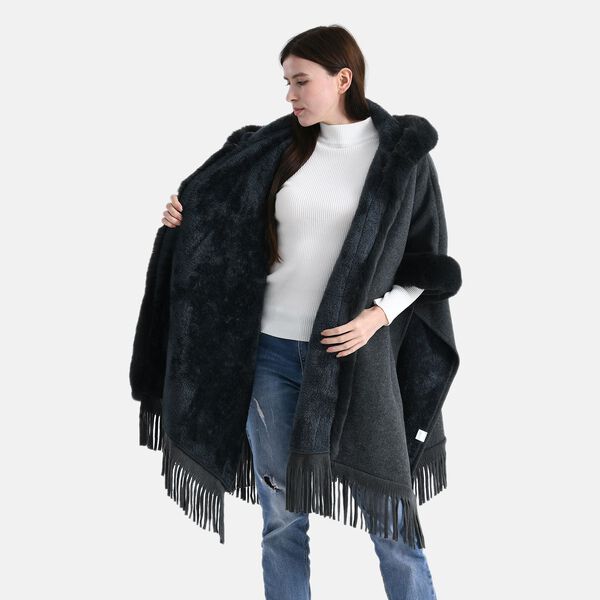 LA MAREY - Poncho aus Webpelz mit Fransen und Fleecefutter, Einheitsgr&ouml;&szlig;e, Grau image number 5