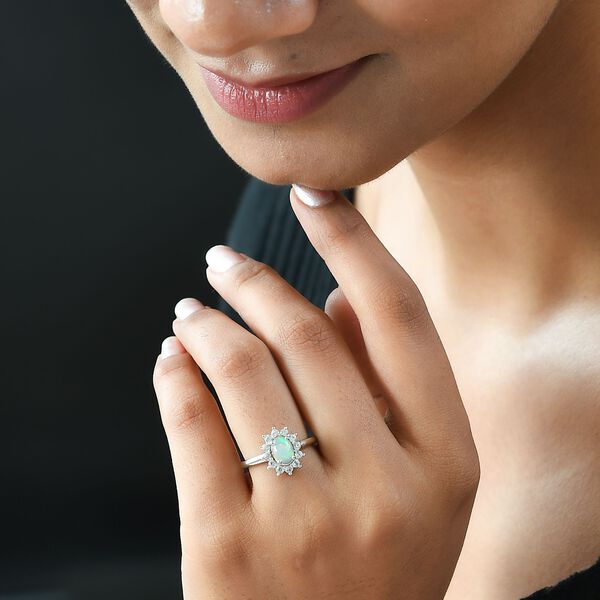 Nat&uuml;rlicher, &auml;thiopischer Welo Opal und Zirkon-Ring - 1,15 ct. image number 3