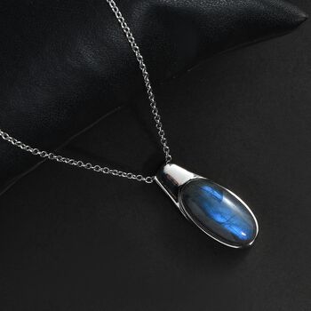 AAA Labradorit-Anh&auml;nger mit 50cm Kette - 10,50 ct.