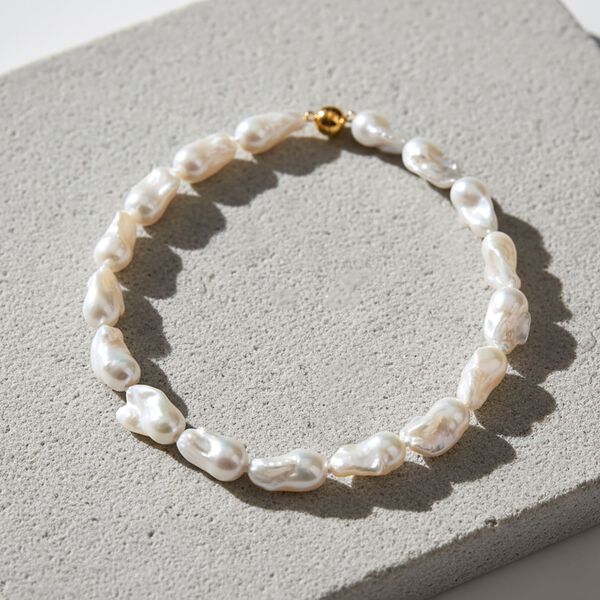 D'Joy Weiße Barockperle (13-16 mm) Halskette ca. 50 cm 925 Silber vergoldet image number 1