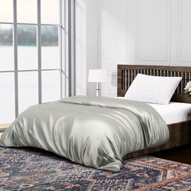 Serenity Night: Premium-Kollektion Herbst-Winter-Steppdecke aus 100 % Bambus mit hochwertiger Kunstdaunenfüllung – 135 x 200 cm, Mintgrün
