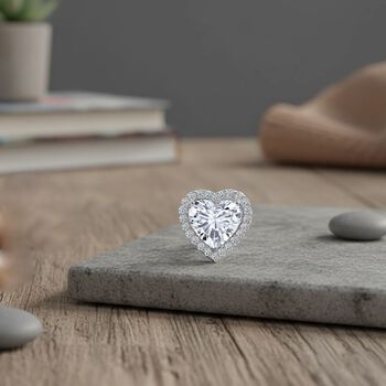 LUXURIANT IGI zertifizierter VS-EF Labor Diamant Anh&auml;nger in 950 Platin - 5,52 ct.