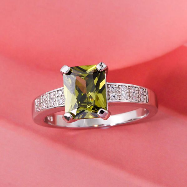 Lustro Stella grüner und weißer Zirkonia Ring image number 1