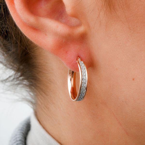 Diamantgeschliffene Creolen in rosévergoldetem Silber image number 1