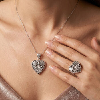 Royal Bali Kollektion - Herz Ring und Anh&auml;nger mit Libellenmotiv