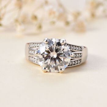 Moissanit und afrikanischer Rubin-Ring - 5,57 ct.