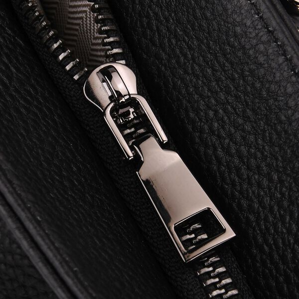 Echtleder-Crossbody-Bag im Trapez-Design, 32x12x19 cm, Schwarz image number 5