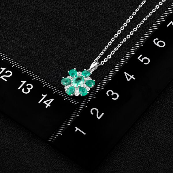 AAA Kagem sambischer Smaragd und Zirkon floraler Anh&auml;nger mit Kette - 1,17 ct. image number 3