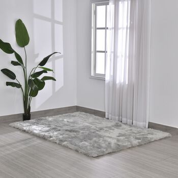 Luxury Edition: 2200 GSM Kunstpelz-Teppich, mit Rutschfeste R&uuml;ckseite aus Wildleder, 160x230cm, Silber