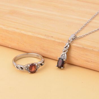 2er Set - Roter Granat Ring und Anh&auml;nger mit Kette, ca. 0.60 ct.