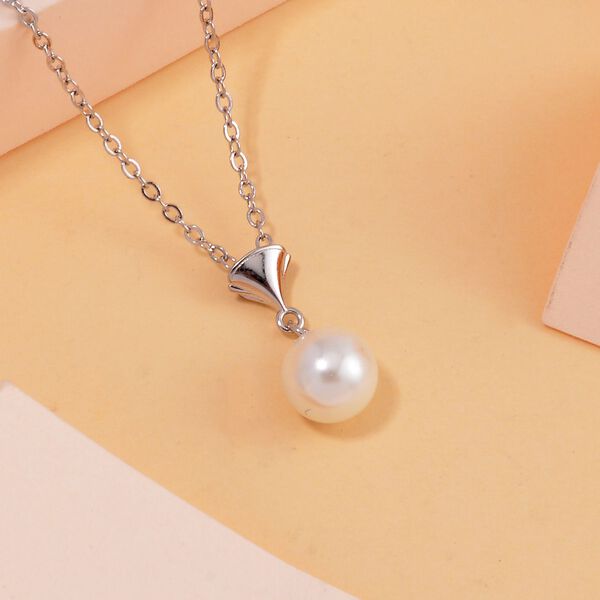 Weiße Muschelkernperle Anhänger mit 50cm Kette - 3,80 ct. image number 2