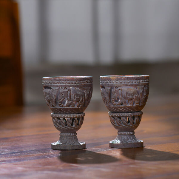 NAKKASHI handgeschnitzter Speckstein Eierbecher, Elefant Design, 2tlg. image number 2