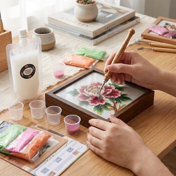 "Golden Lottery Painting              storage box- Peony flower Product size: 23 * 15.3 * 6CM Packaging: 1 piece/white box Function: Storage box, colored sand, water-based eco-friendly adhesive, plastic cup, oil painting scraper"