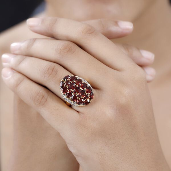 Mosambik Granat und Zirkon-Cluster-Ring - 6,58 ct. image number 3