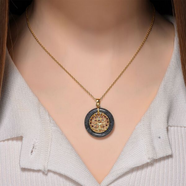 D'Joy nat&uuml;rlicher Olmek Jadeit und roter Granat Anh&auml;nger mit 50cm Kette - 6 ct. image number 2