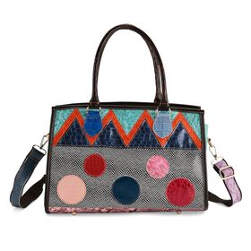 "Chaos by Elsie Genuine Leather Crossbody Bag with RFID Color:black Embossed crocdile shining rhomboid pattern Size:36*15*25cm           Wall: Genuine Leather Lining: Polyester                Exterior:zipped-2, Interior:zipped-2 , slip-2   with 1 Long str