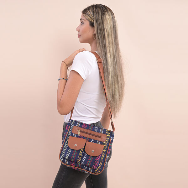 Umh&auml;ngetasche mit ethnischem Muster, Gr&ouml;&szlig;e 24x6x25 cm, Blau image number 1