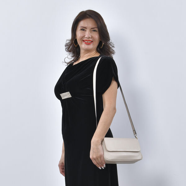 Umh&auml;ngetasche aus Kunstleder mit abnehmbarem Riemen, Gr&ouml;&szlig;e 27x7x15 cm, Beige image number 2