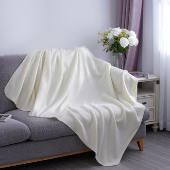 Fleecedecke mit Pferdenaht, Gr&ouml;&szlig;e: 130x170 cm, Cr&egrave;me