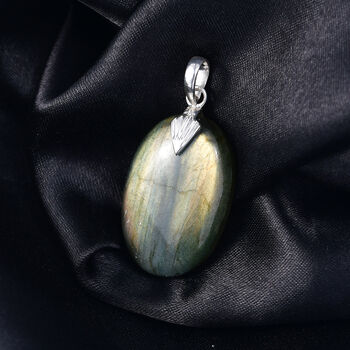 D'Joy Feuer Labradorit Anh&auml;nger - 35,12 ct.