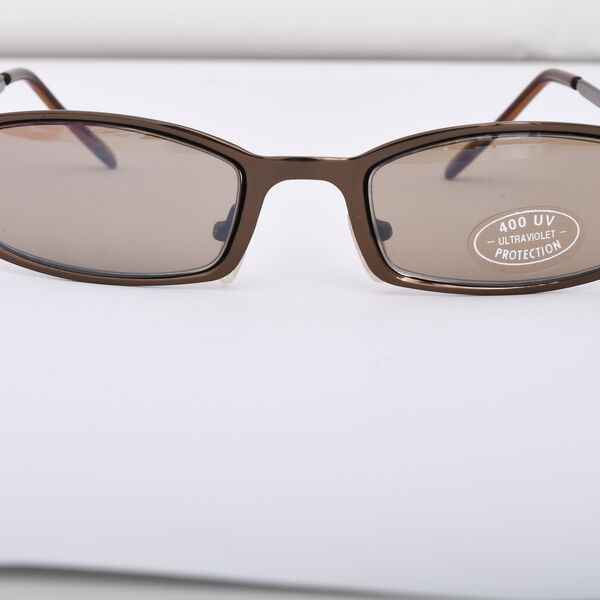 Sonnenbrille mit Kristallen, braun image number 3