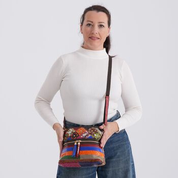 CHAOS BY ELSIE Leder Crossbody Tasche mit RFID Schutz und Rei&szlig;verschlussf&auml;chern 25.5 x 10 x 22 cm Multicolor Blumenmuster