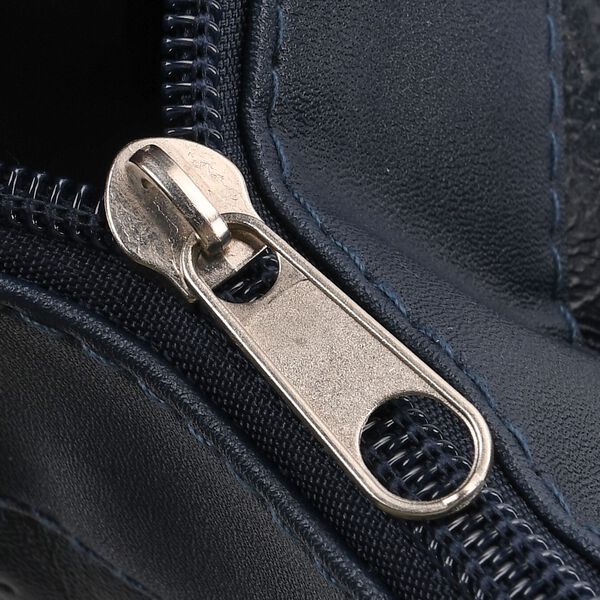 Patchwork Crossbody-Tasche aus Schafleder mit mehreren Rei&szlig;verschlussf&auml;chern, 40&times;16,5&times;25,5 cm, Blau image number 6