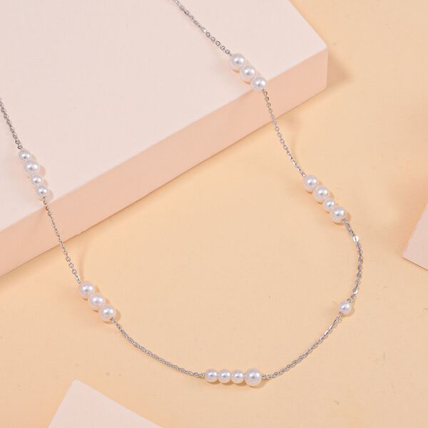 Wei&szlig;e Muschelkernperlen-Halskette 43cm in rhodiniertem 925 Silber - 18,24 ct. image number 2