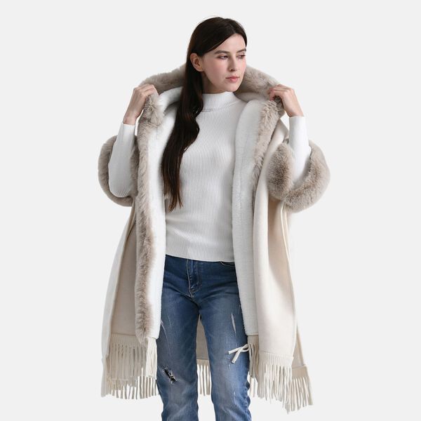 LA MAREY Poncho aus Webpelz mit Fransen und Fleecefutter, Einheitsgr&ouml;&szlig;e, Beige image number 3