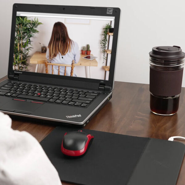 Kabelloses Ladegerät Mauspad, PU Holzmaserung, 30x22 cm, USB-Kabel 100 cm, Schwarz image number 2