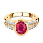 Afrikanischer Rubin (Fissure gefüllt) und weißer Zirkon Ring, 925 Silber vergoldet (Größe 17.00), ca. 3.18 ct