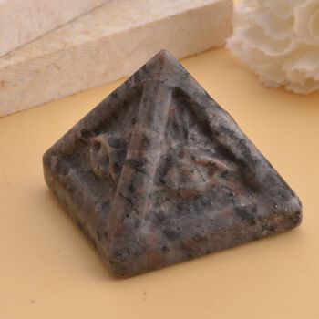 Gem Crystal Kollektion - Yooperlith Pyramide - 4,5 cm