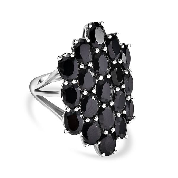 Schwarzer Spinell-Ring - 7.35 Ct.