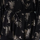 TAMSY Bluse in Wickeloptik mit V-Ausschnitt und Blumenmuster, Größe L, 112x71x62 cm, Schwarz  image number 3