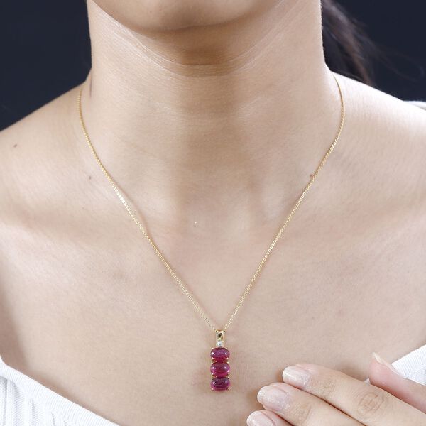 AA Afrikanischer Rubin (Fissure gefüllt), Weißer Diamant Anhänger 925 Silber 750 Gelbgold Vermeil ca. 5.96 ct image number 3