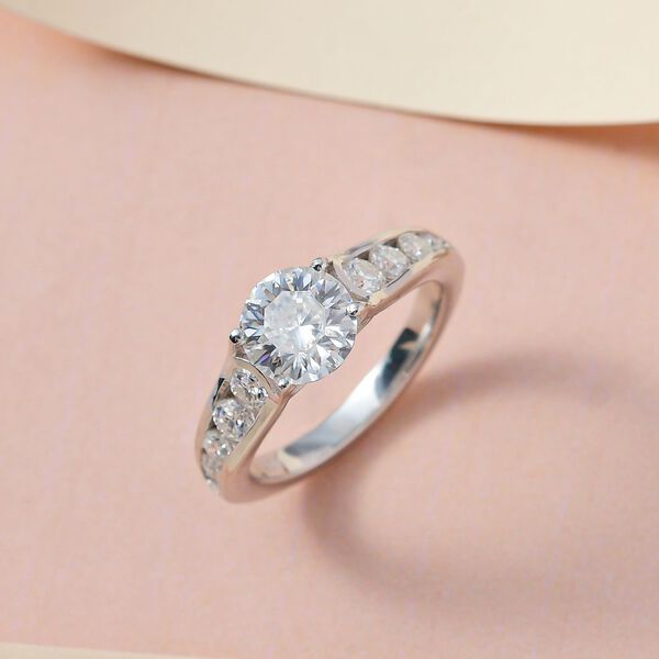 Moissanit Ring mit Schild-Schliff - 1,92 ct. image number 2