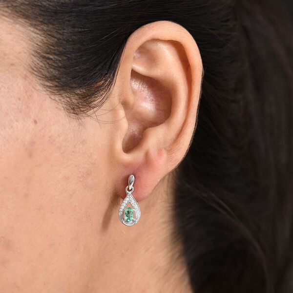 LUXURIANT AAA Labor kolumbianische Smaragd und Moissanit Ohrringe - 0,53 ct. image number 3