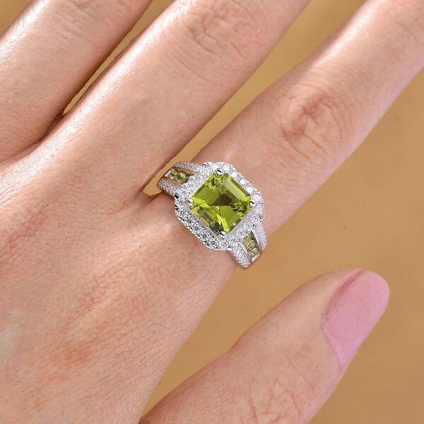 Djoy EXKLUSIVER ASSCHER SCHLIFF Premium Nat&uuml;rlicher Peridot Ring 925 Silber rhodiniert (Gr&ouml;&szlig;e 16.00) ca. 2.36 ct image number 1
