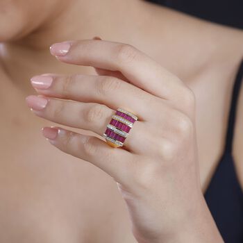 Afrikanischer Rubin und Zirkon-Ring - 3,37 ct.