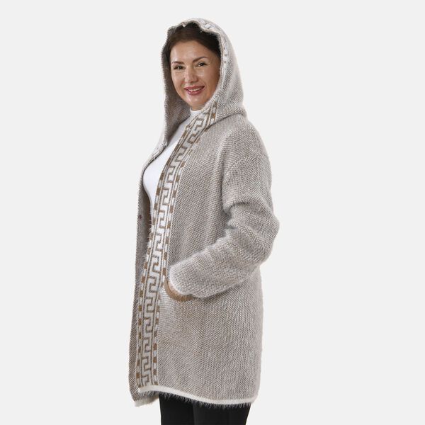 TAMSY - Kuschelweicher, langer Cardigan mit Kapuze und Taschen, 110x82cm, beige image number 5