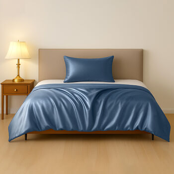 Serenity Night - 100% Maulbeerseide Sommerseidendecke mit Seidenf&uuml;llung Daunenkissen und Seidenkissenbezug Blau