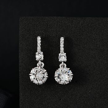 J Francis gefertigt mit SWAROVSKI- Wei&szlig;e Swarovski Kristall Ohrringe