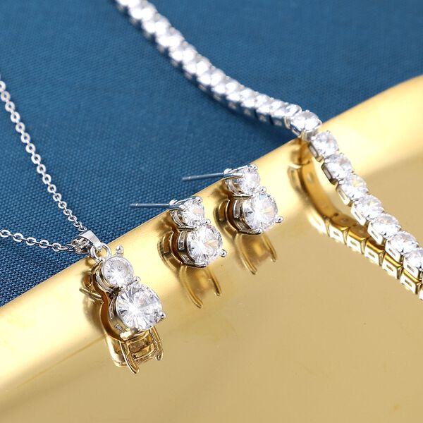 4er Set, Wei&szlig;e Zirkonia Armband, Anh&auml;nger mit Kette und Ohrringen, Messing ca. 17.60 ct image number 1