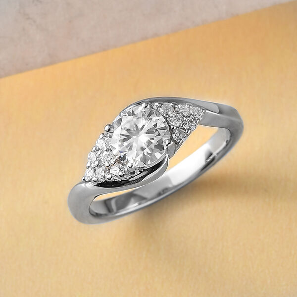 120 Facetten Moissanit-Ring, 925 Silber platiniert  ca. 0,90 ct image number 2