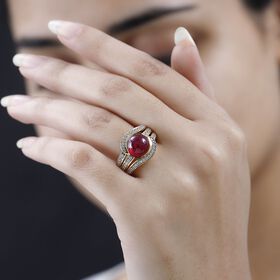 Afrikanischer Rubin und Zirkon-Ring - 6,98 ct.