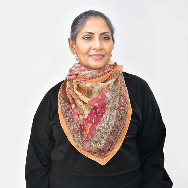 Luxuriöser Seiden-Schal, orange image number 2